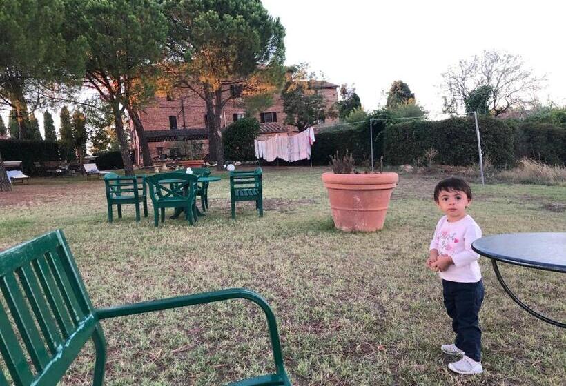 Отель Agriturismo Palazzo Val Del Sasso