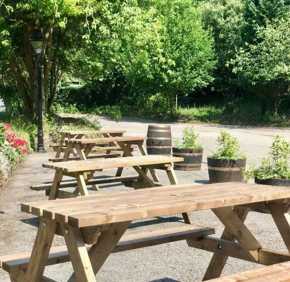 فندق The Wheatsheaf At Beetham