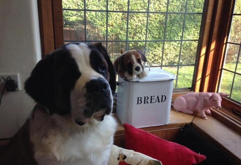 Long Crendon Manor B&b