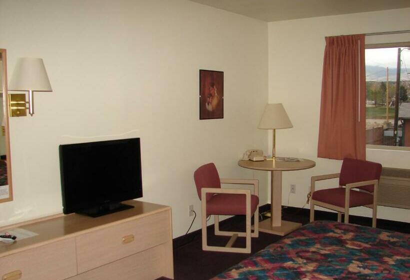 فندق على الطريق Mountain View Motor Inn