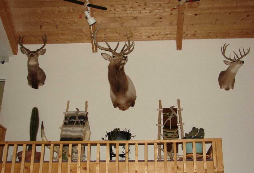 فندق على الطريق Mountain View Motor Inn