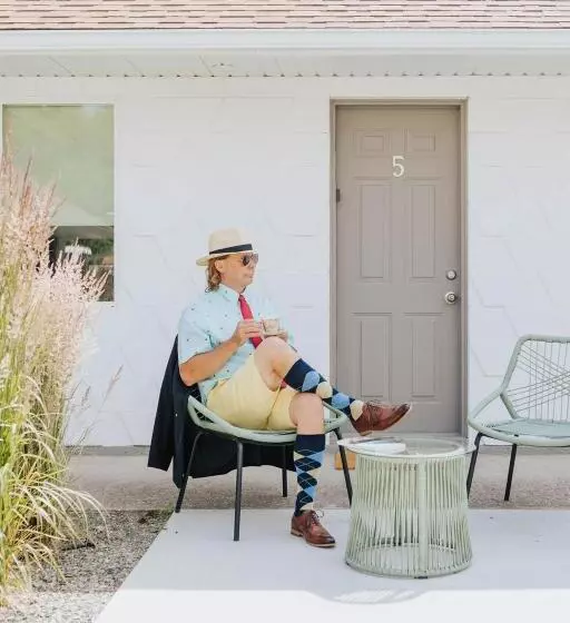 Motelli Naramata Courtyard Suites