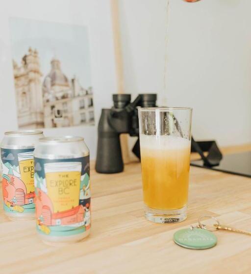 Motel Naramata Courtyard Suites