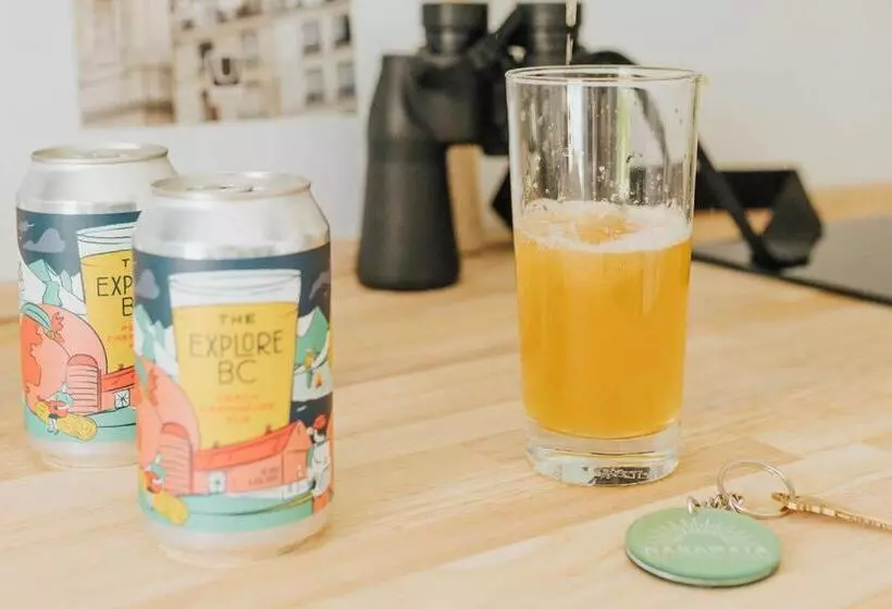 Motelli Naramata Courtyard Suites