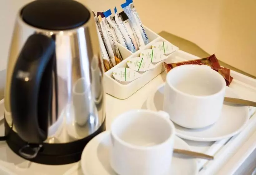 Majatalo Fair Oak House Exeter Airport