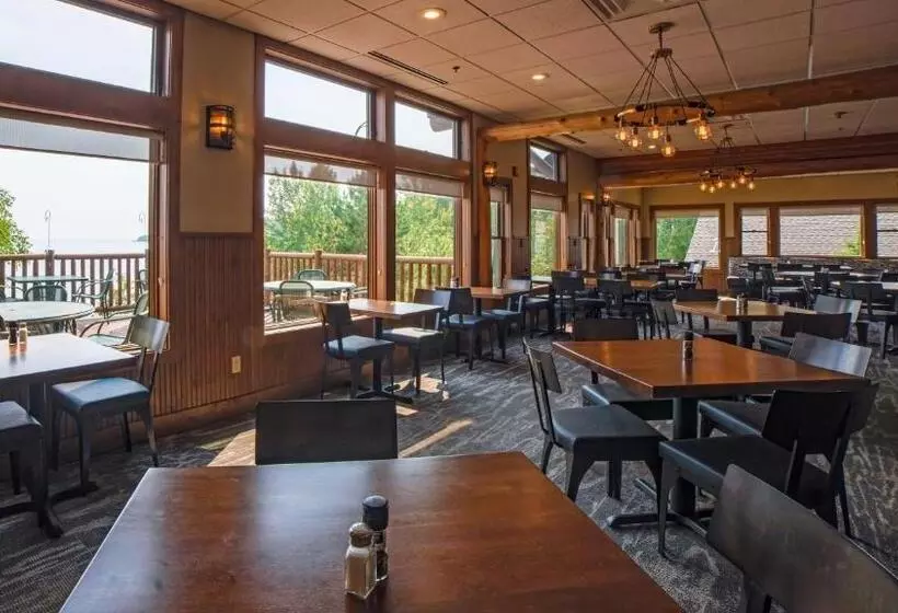 Lomakeskus Grand Superior Lodge