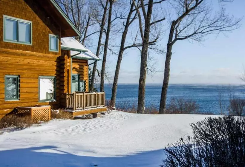 Lomakeskus Grand Superior Lodge