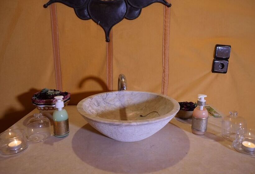 בית מלון כפרי Royal Luxury Camp