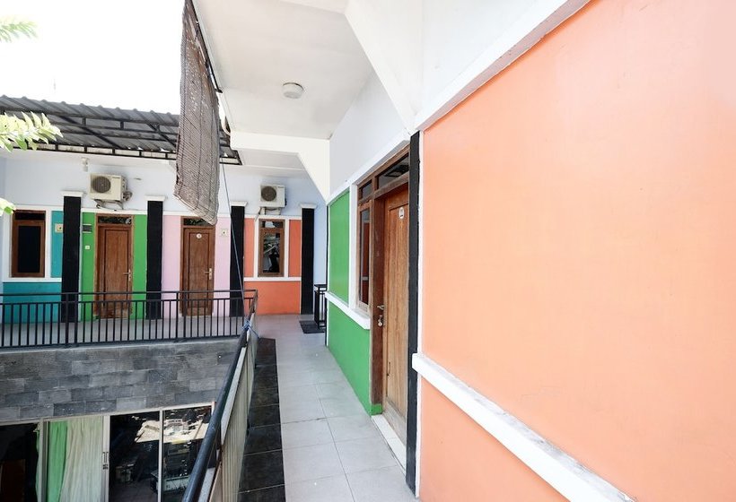 Boytown Hotel By Oyo Rooms