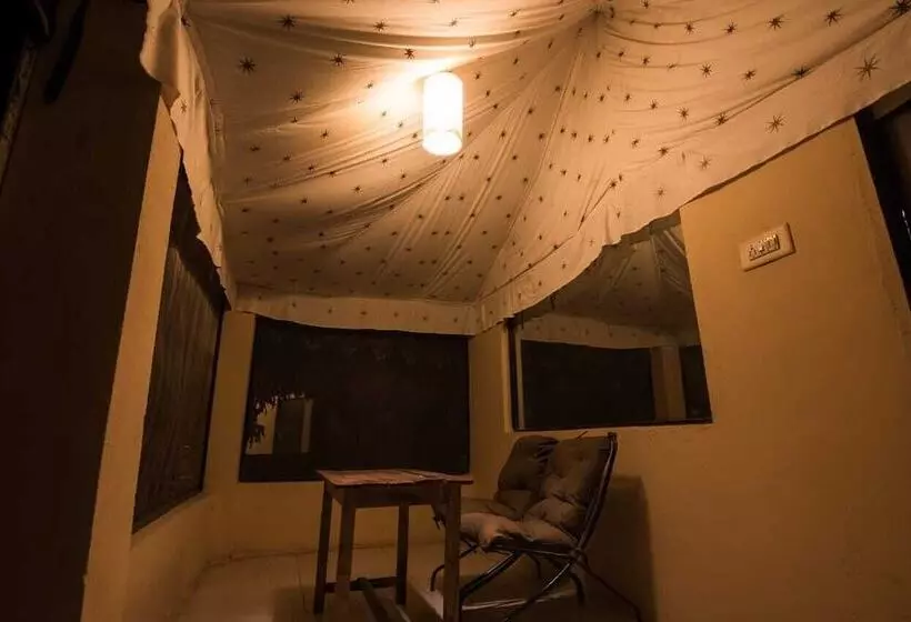 Hotelli Camp Serai Tiger Tadoba