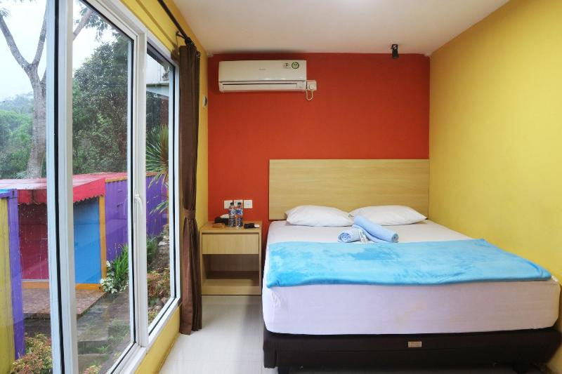 Szálloda Container Inn