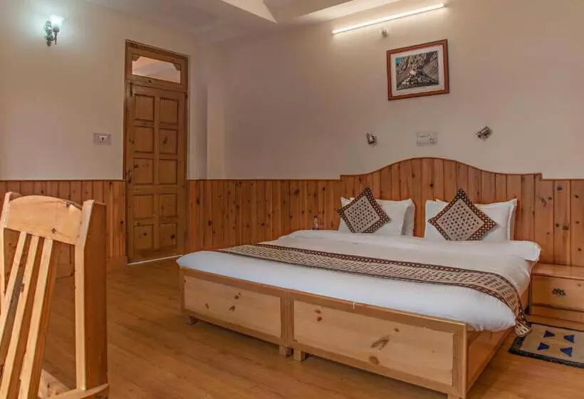 ホテル Echor  The Alpine Crest