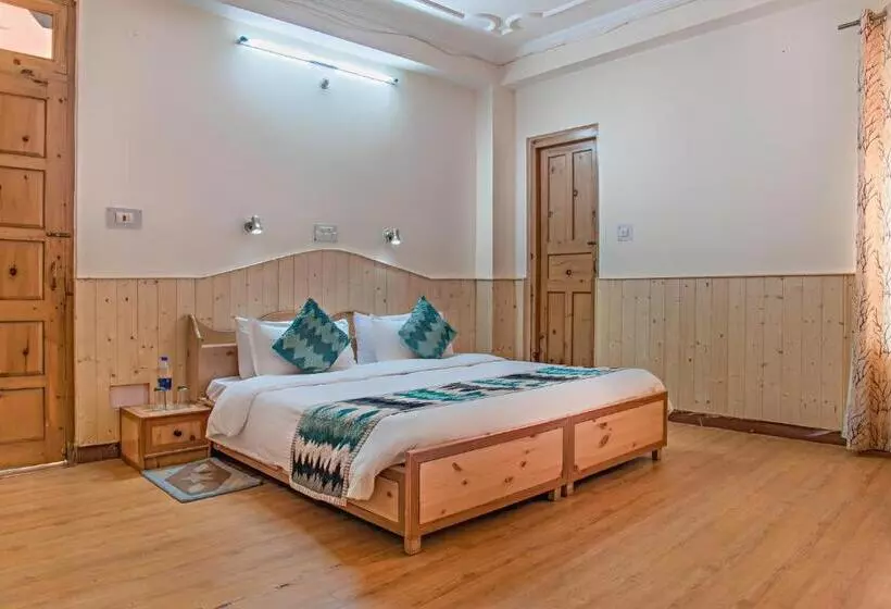 ホテル Echor  The Alpine Crest