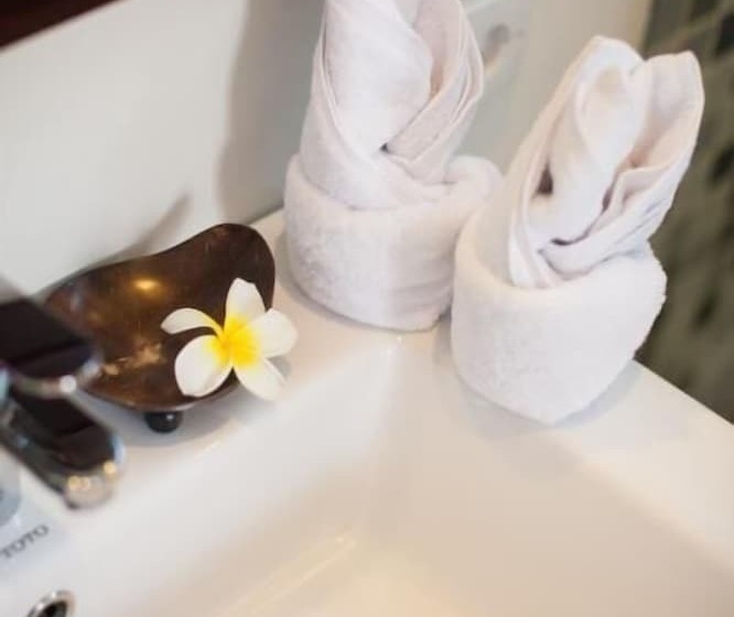 Отель Munari Villa And Spa Batubulan