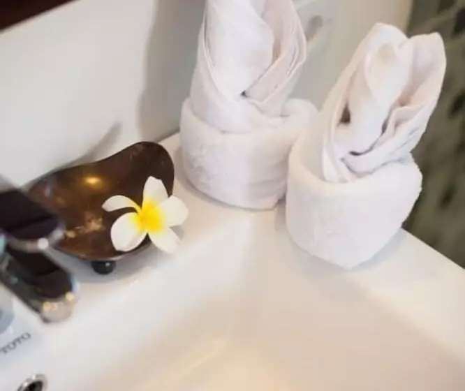 Hotelli Munari Villa And Spa Batubulan