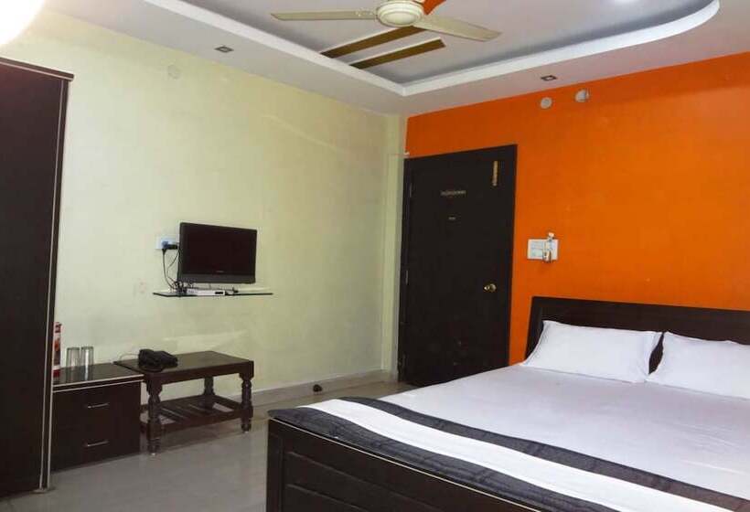 Отель Parvati Palace Sehore