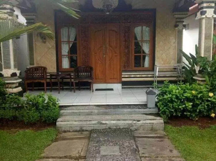 ホテル Pondok Wisata Sartaya 2