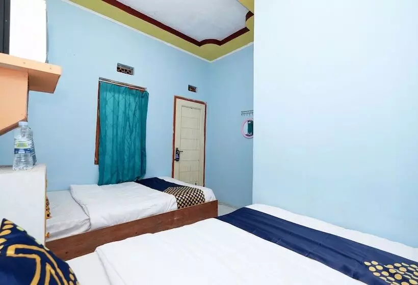 Retkeilymaja Spot On 2112 Homestay Lestari Dieng Syariah