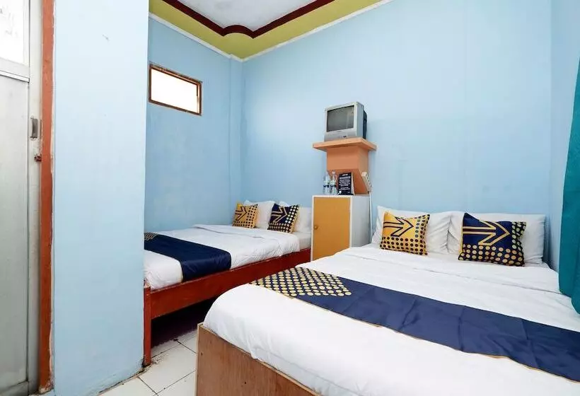 Retkeilymaja Spot On 2112 Homestay Lestari Dieng Syariah