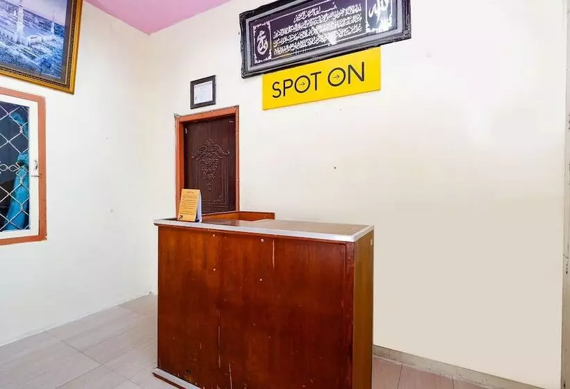 Retkeilymaja Spot On 2112 Homestay Lestari Dieng Syariah