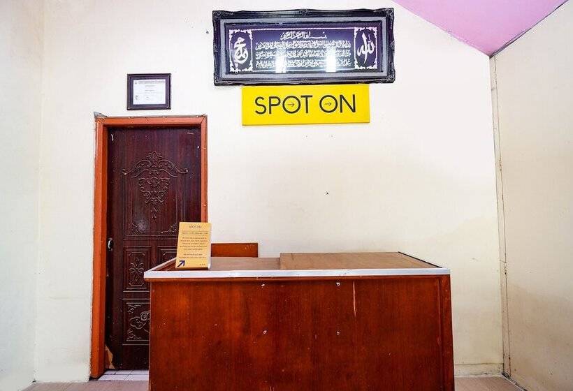 Cămin Spot On 2112 Homestay Lestari Dieng Syariah