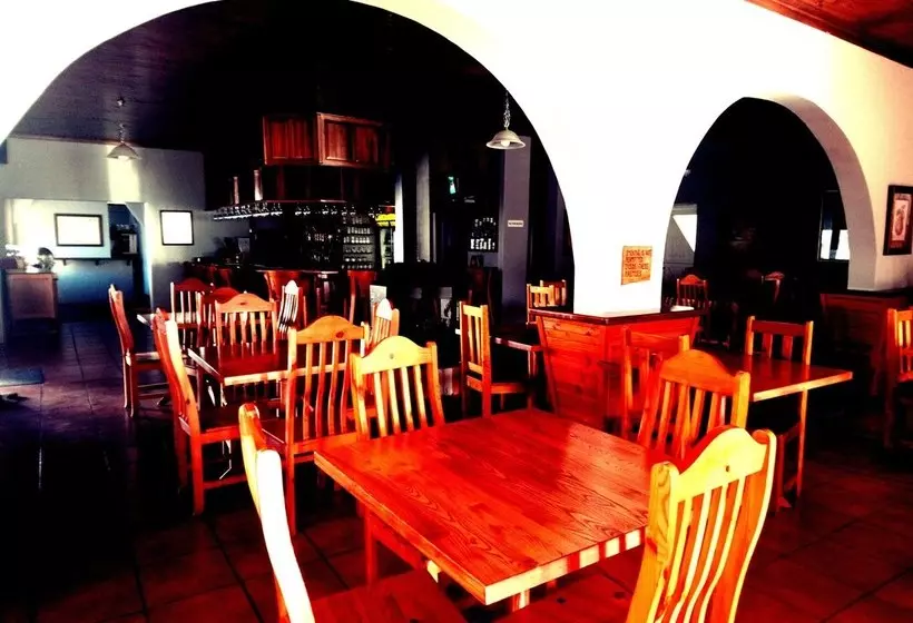 Assegaaibosch Country Lodge