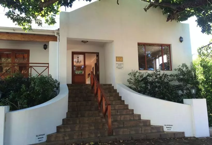 Assegaaibosch Country Lodge