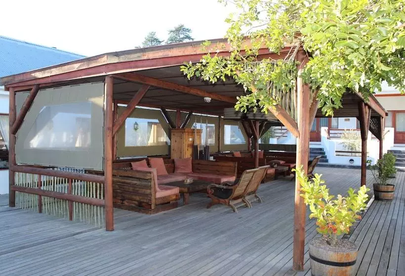 Assegaaibosch Country Lodge