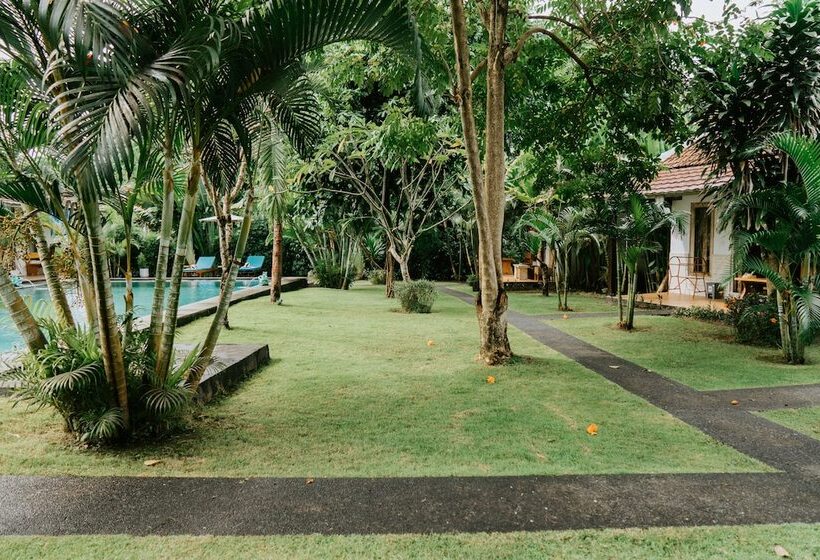 住宿加早餐  Agung Wiwin Homestay & Restaurant