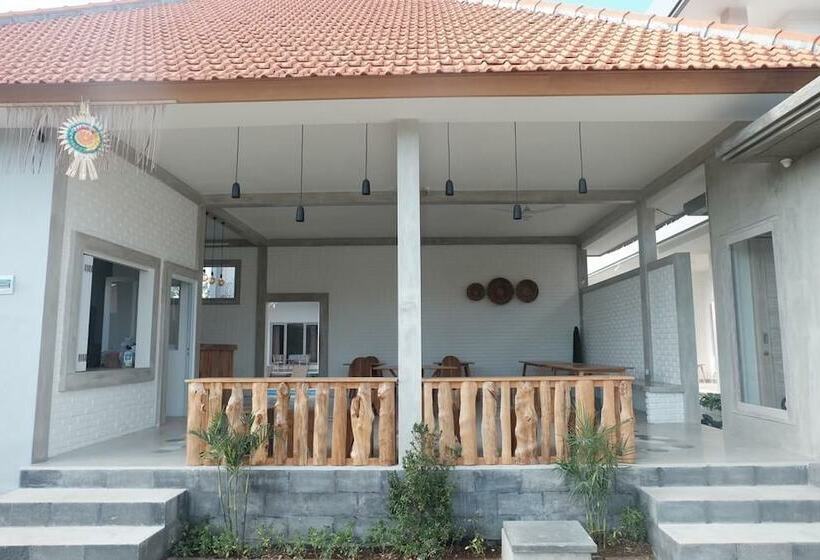 住宿加早餐  Berawa Dini Guesthouse