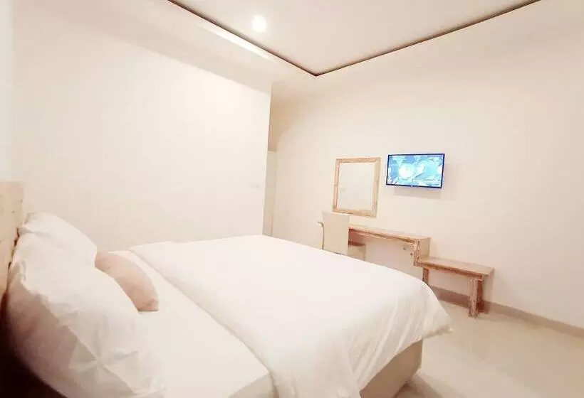 ベッドアンドブレックファースト Berawa Dini Guesthouse