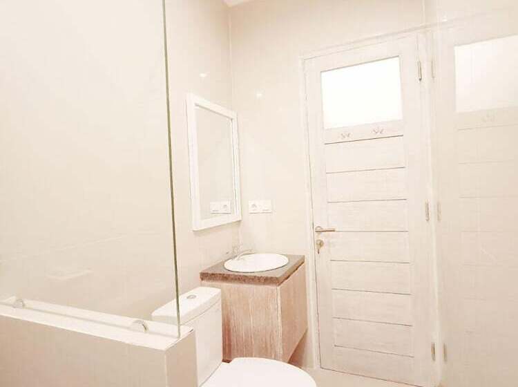 住宿加早餐  Berawa Dini Guesthouse