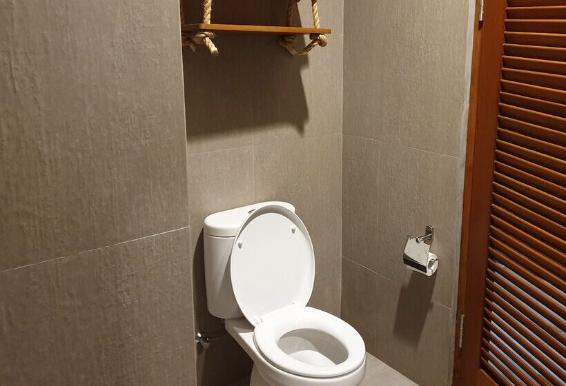 Bed and Breakfast Camp 308