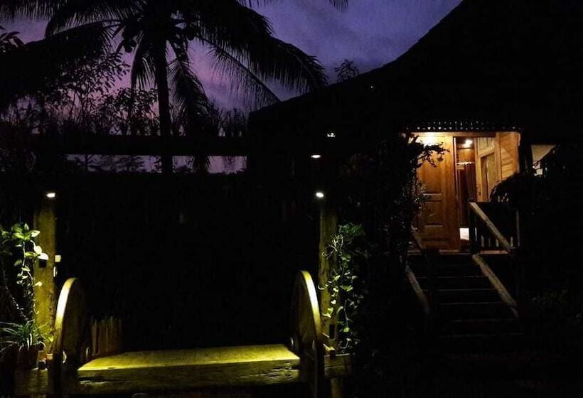 ベッドアンドブレックファースト Jatiwangi Villa