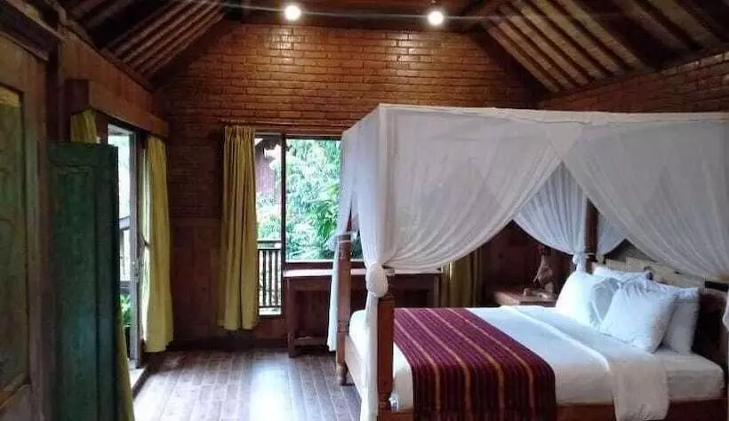 ベッドアンドブレックファースト Jatiwangi Villa