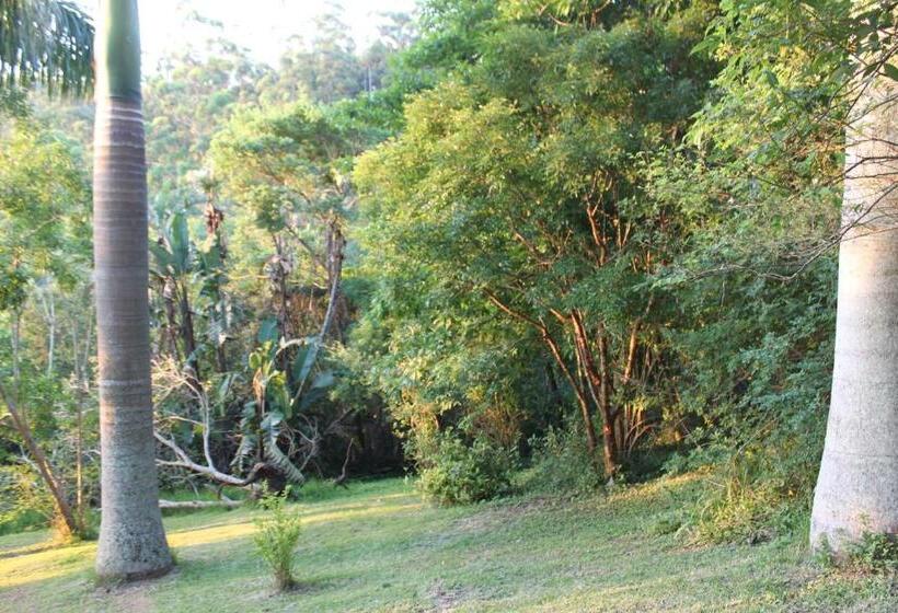 민박 Royston Hall Historical Guesthouse