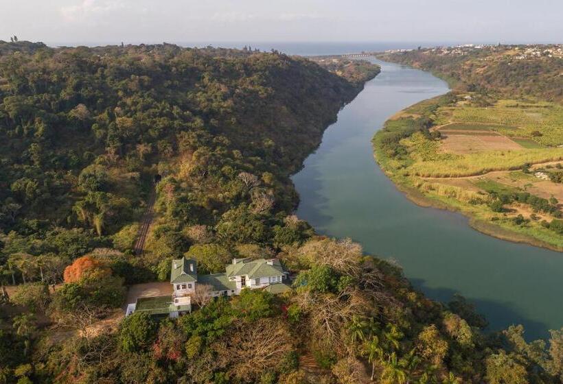 민박 Royston Hall Historical Guesthouse