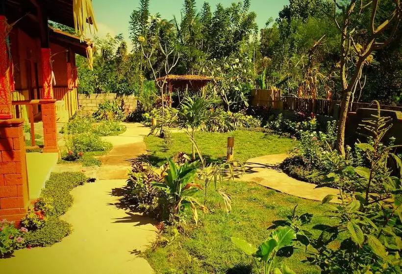 Aamiaismajoitus (B&B) The Local Menjangan