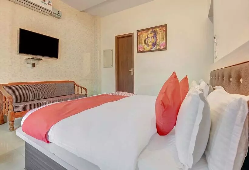ホテル Cg Inn By Oyo Rooms