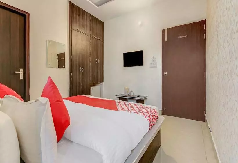 ホテル Cg Inn By Oyo Rooms