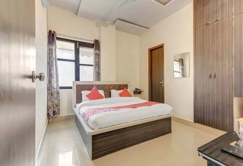 ホテル Cg Inn By Oyo Rooms