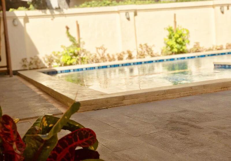 בית מלון כפרי Familytel Bali