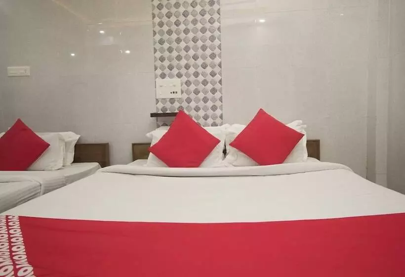 ホテル Greater Kailash The Palace By Oyo Rooms