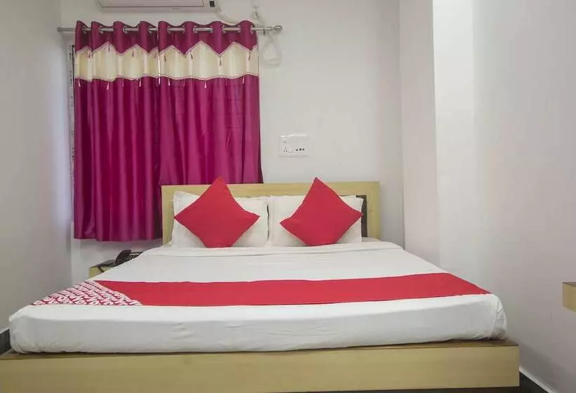 ホテル Greater Kailash The Palace By Oyo Rooms