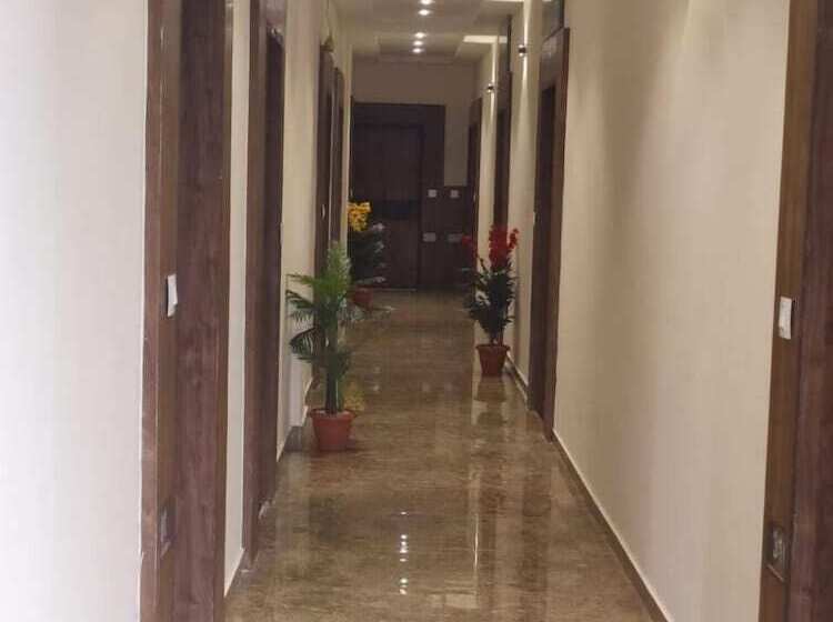 Hotel Krishna Palace