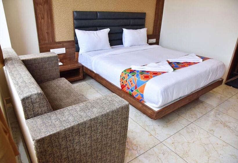 Hotel Krishna Palace