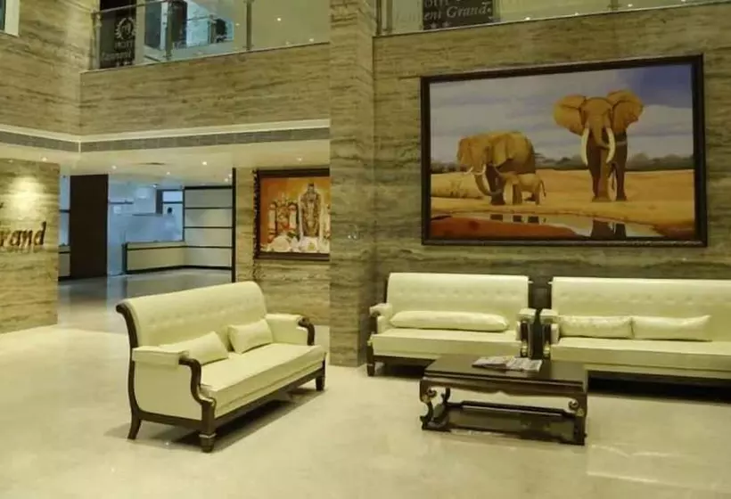 ホテル Masineni Grand