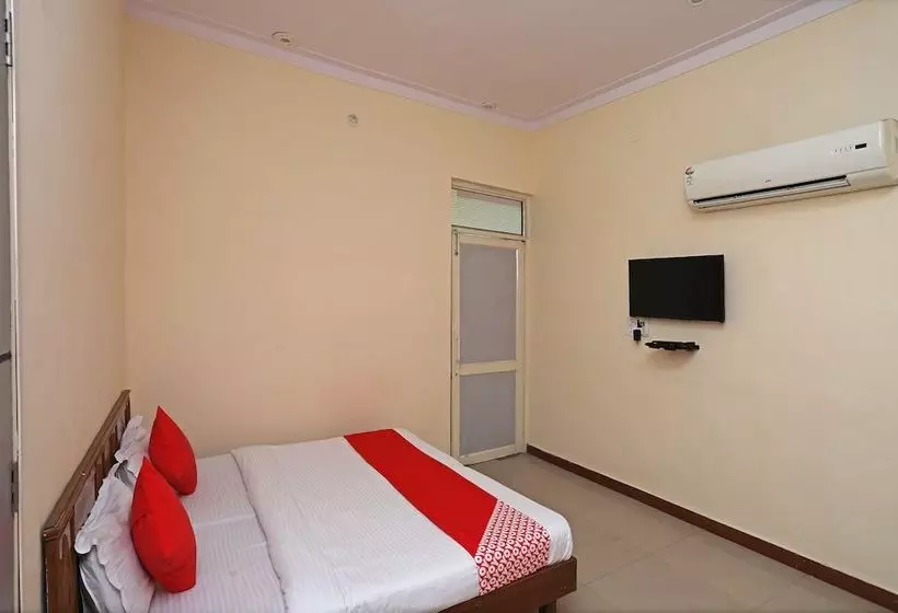 Hotelli Mehak Garden By Oyo Rooms