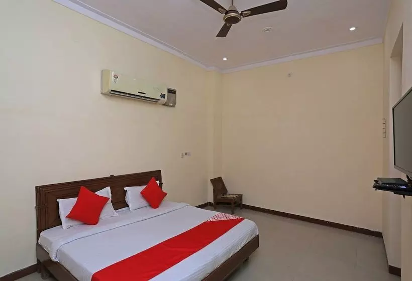 Hotelli Mehak Garden By Oyo Rooms