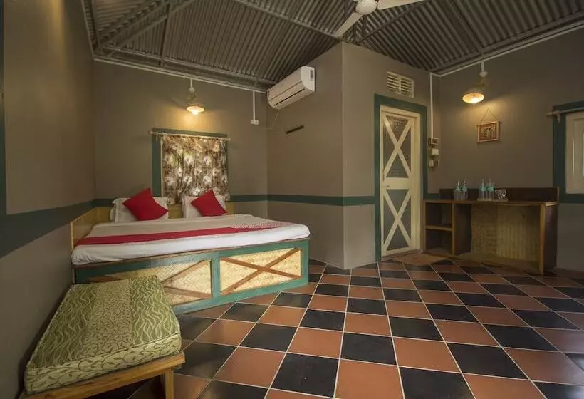 ホテル Resort Gorumara Nest By Oyo Rooms